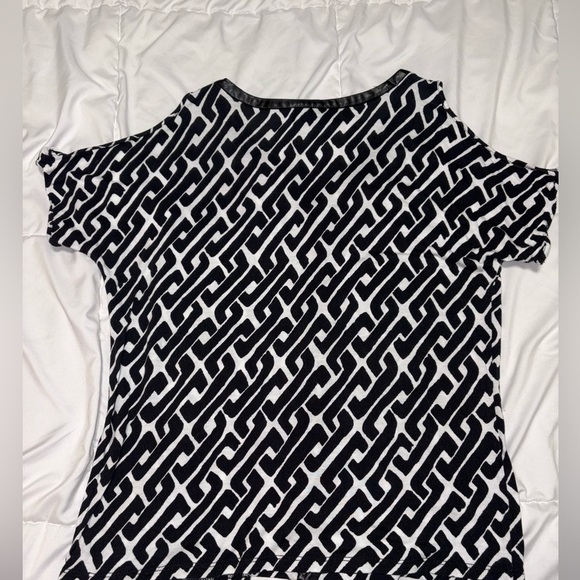 Inc vivacous blouse top leather trim small black white international concepts - Picture 6 of 6